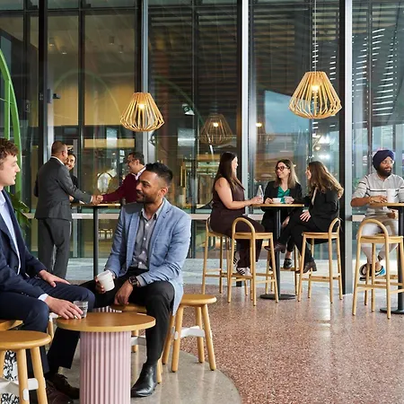 Novotel Melbourne Airport-3